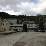 Panzió Torget Hotell Måløy