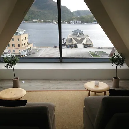 Torget Hotell فندق مبيت وإفطار مالوي