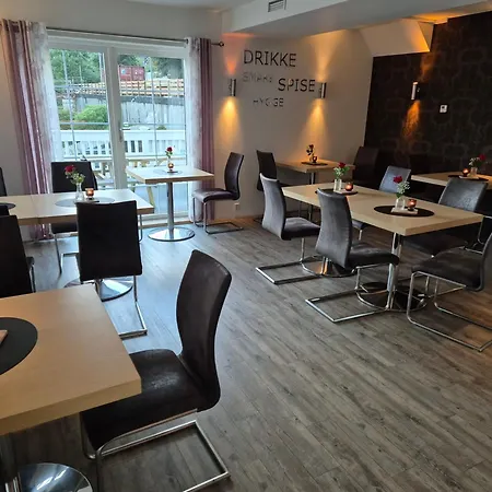 Torget Hotell فندق مبيت وإفطار مالوي