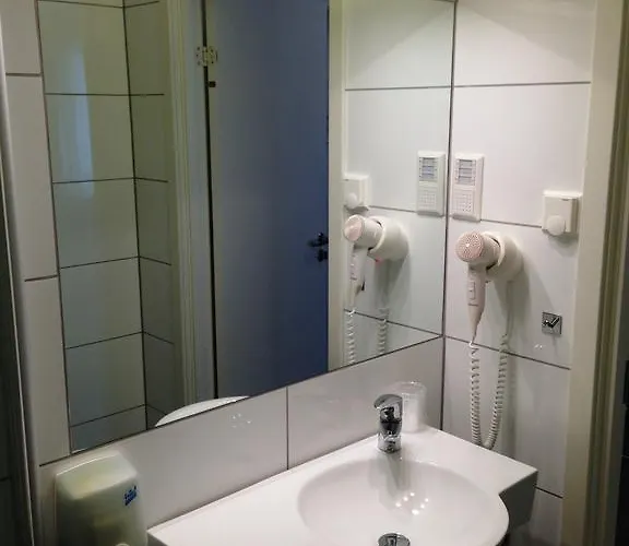 Oda ve Kahvaltı Torget Hotell 3*