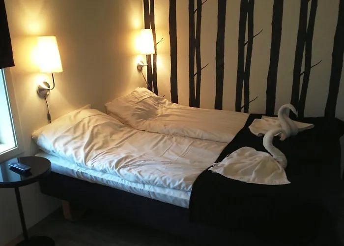 Oda ve Kahvaltı Torget Hotell Maloy