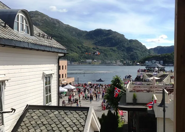 Oda ve Kahvaltı Torget Hotell Maloy