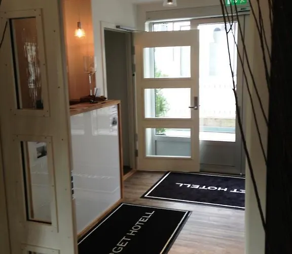 B&B Torget Hotell 몰뢰위